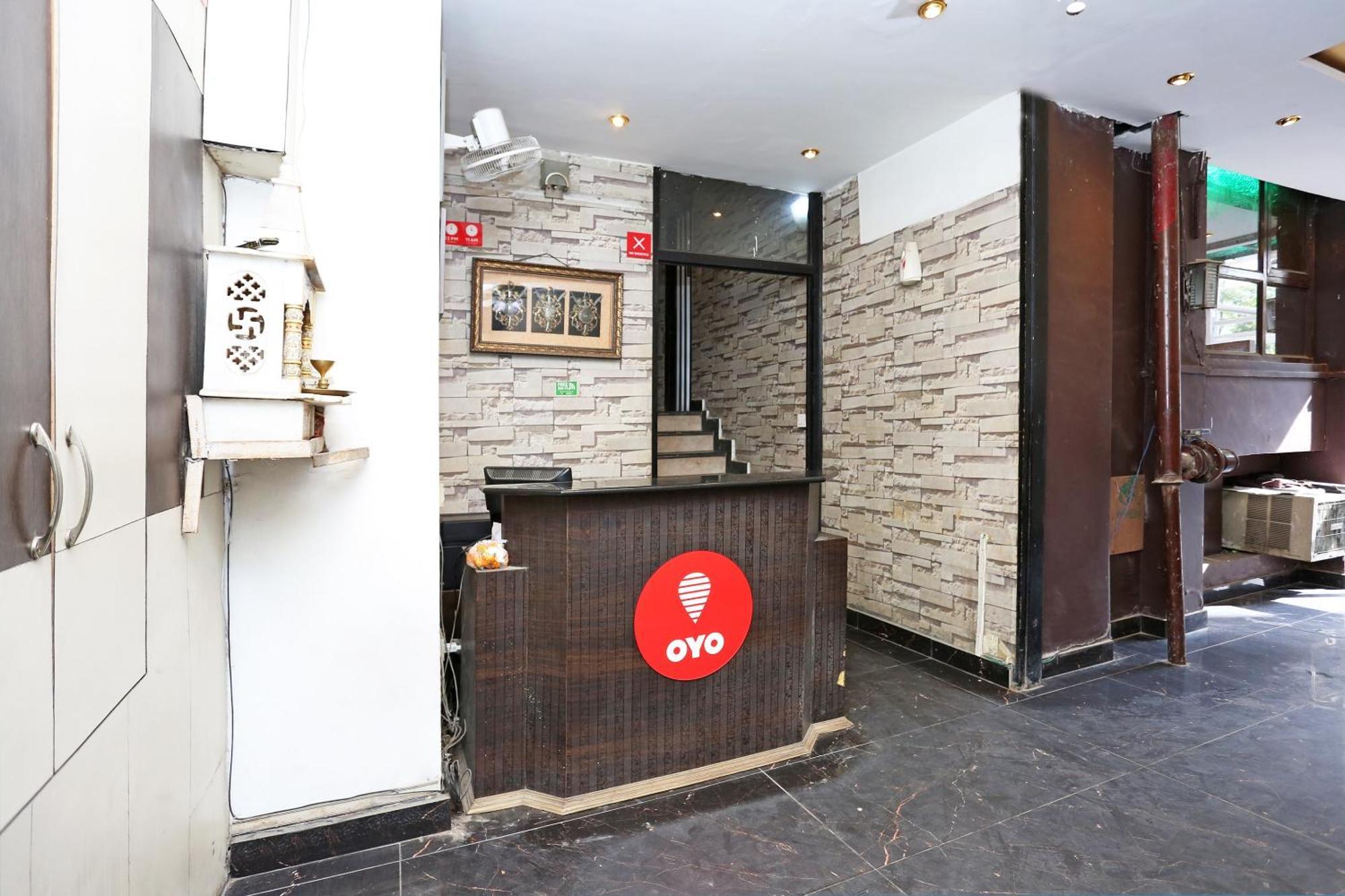 Oyo Flagship Hotel F Five New Delhi Luaran gambar