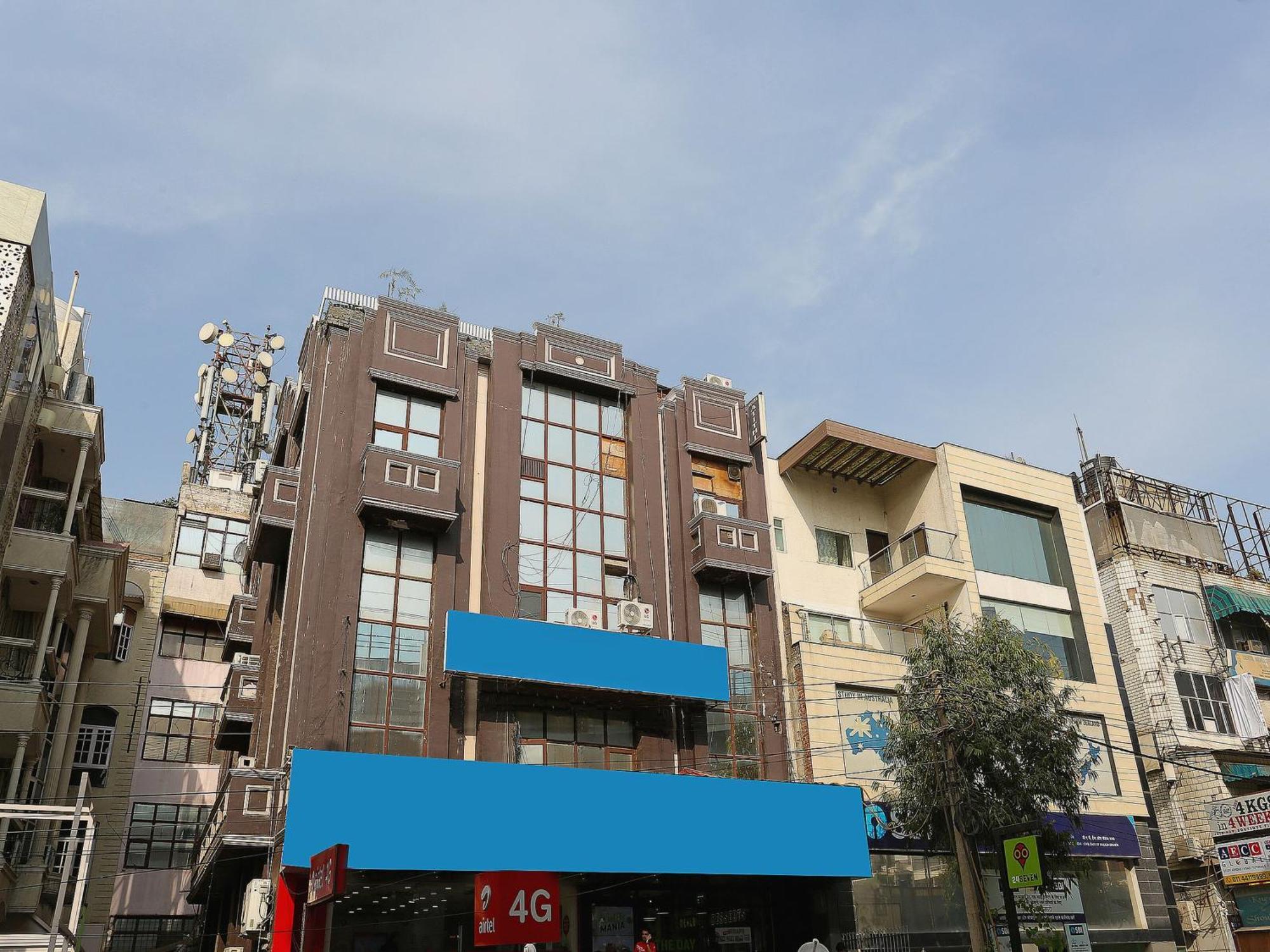 Oyo Flagship Hotel F Five New Delhi Luaran gambar