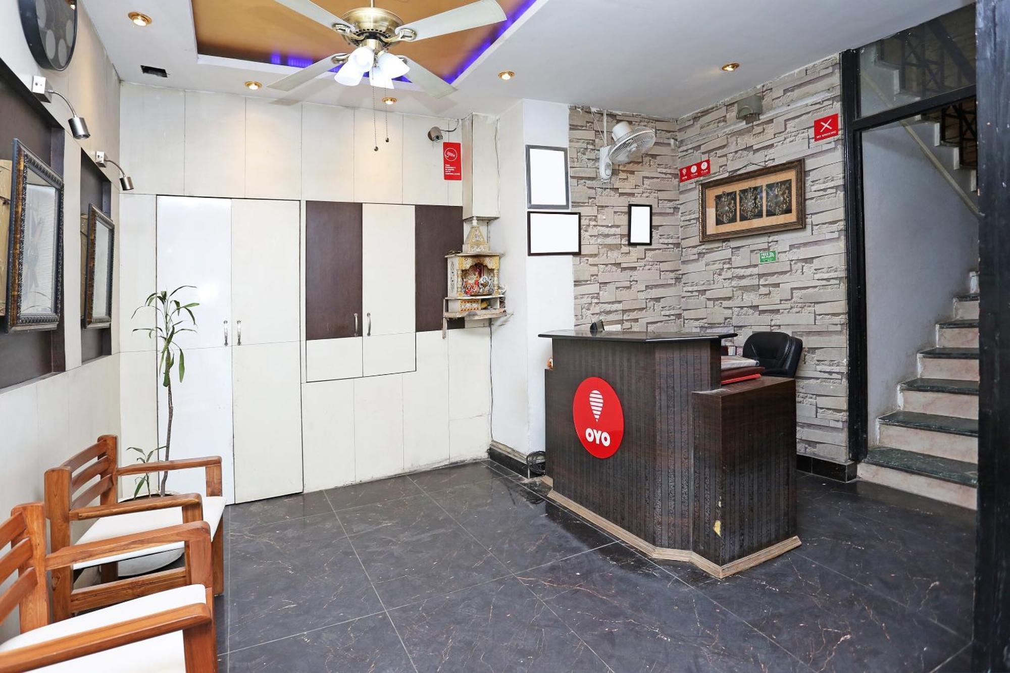 Oyo Flagship Hotel F Five New Delhi Luaran gambar