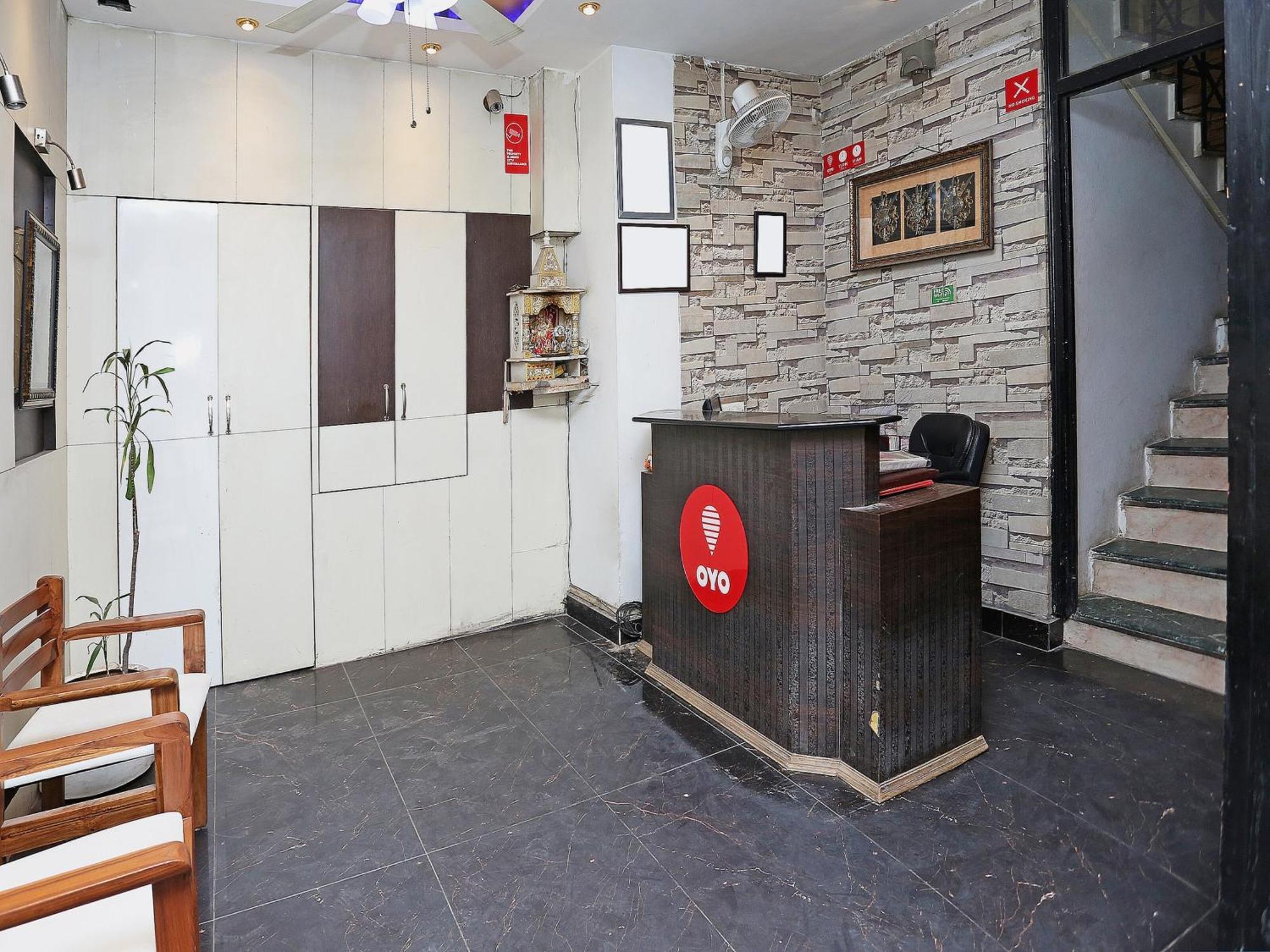 Oyo Flagship Hotel F Five New Delhi Luaran gambar