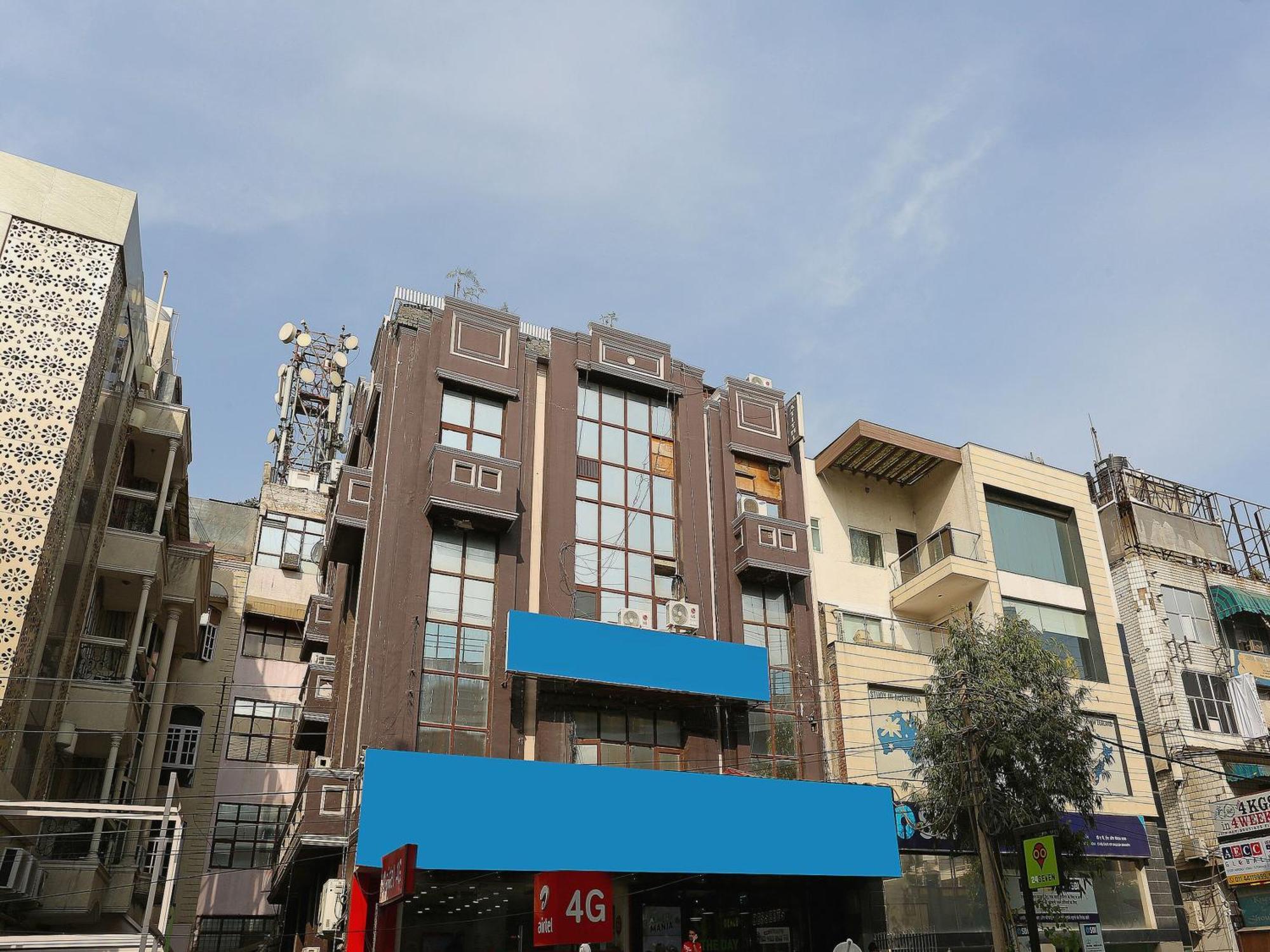 Oyo Flagship Hotel F Five New Delhi Luaran gambar