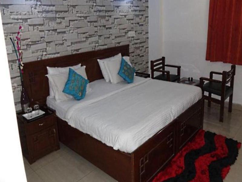 Oyo Flagship Hotel F Five New Delhi Luaran gambar